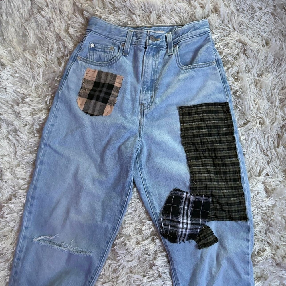 Levis Premium High Loose Taper Plaid Patchwork High Rise Mom Jeans Womens 25 - Picture 4 of 8